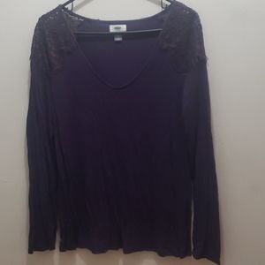 Old Navy lacey detail shoulder